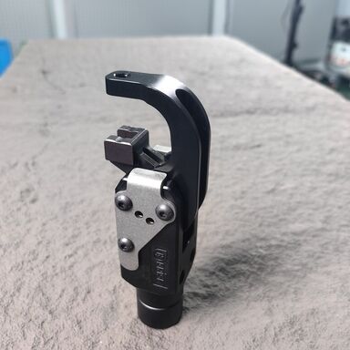 acheter Pince pneumatique flexible pour presse d'emboutissage en aluminium et acier online manufacture